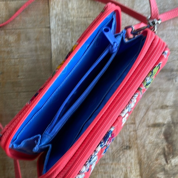 Vera Bradley crossbody wallet - Picture 5 of 9